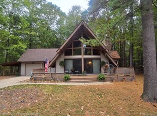 10644 Thornapple Dr, Stanwood, MI