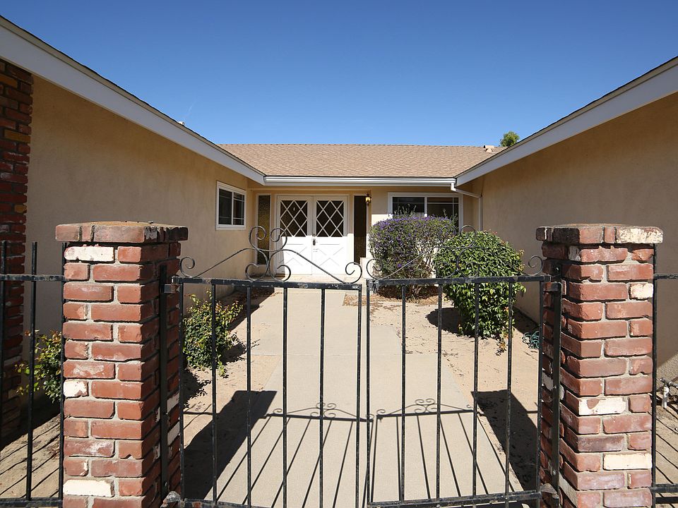 1st image of 1051 Amethyst Dr