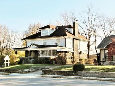 210 E Gay St, Warrensburg, MO, 64093