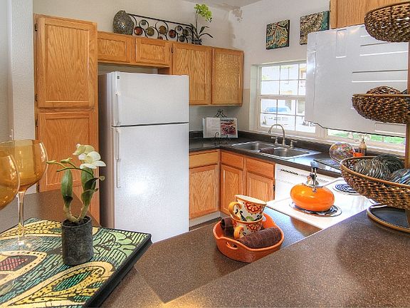 White appliances, Bar area