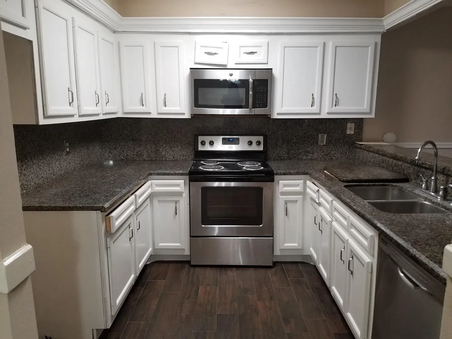 4 bed, 2.0 bath, 1143 sqft, $1,650 — Photo 2