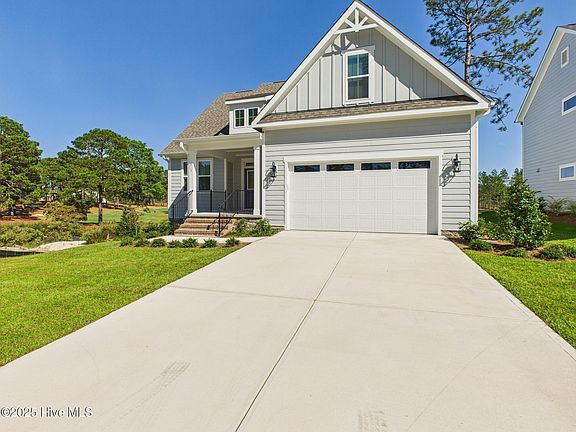 3rd image of 637 Watauga Ln