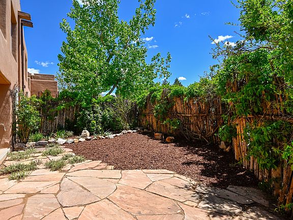 4th image of 3224 1/2 La Avenida De San Marcos