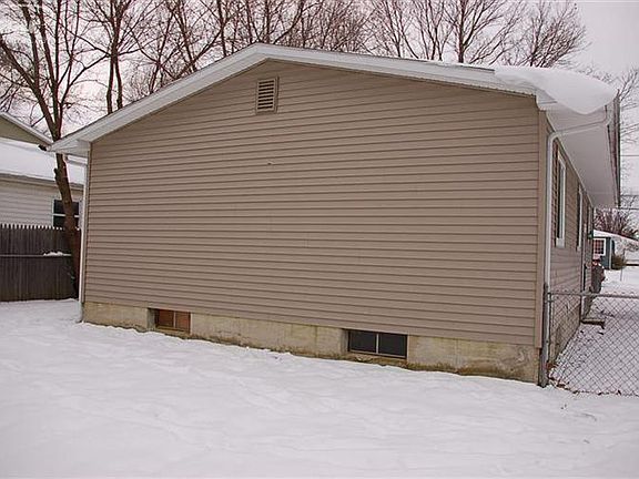 2nd image of 120 E Naldrette St