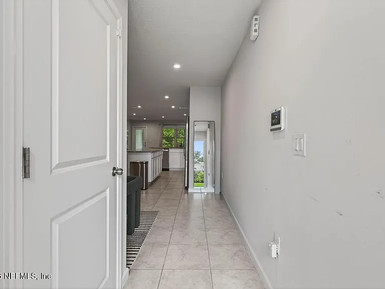 2528 Sadler Trace Way — Photo 2