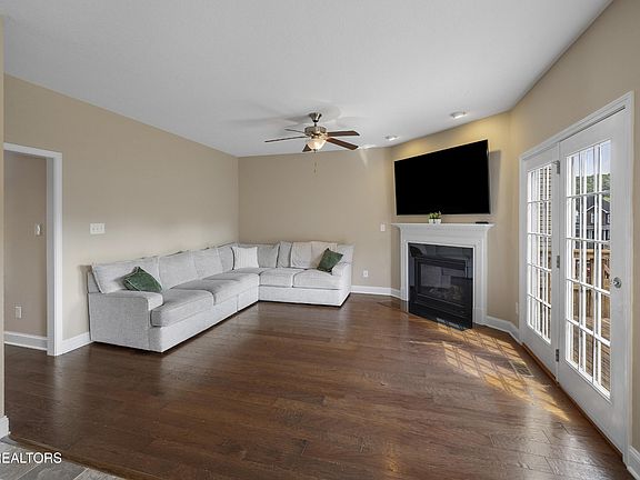 4th image of 7029 Banyon Wood Ln