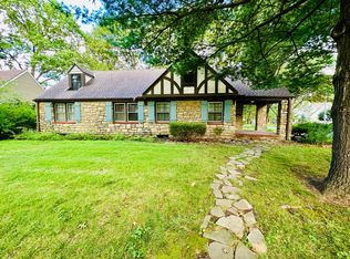 8100 Lee Blvd, Leawood, KS 66206