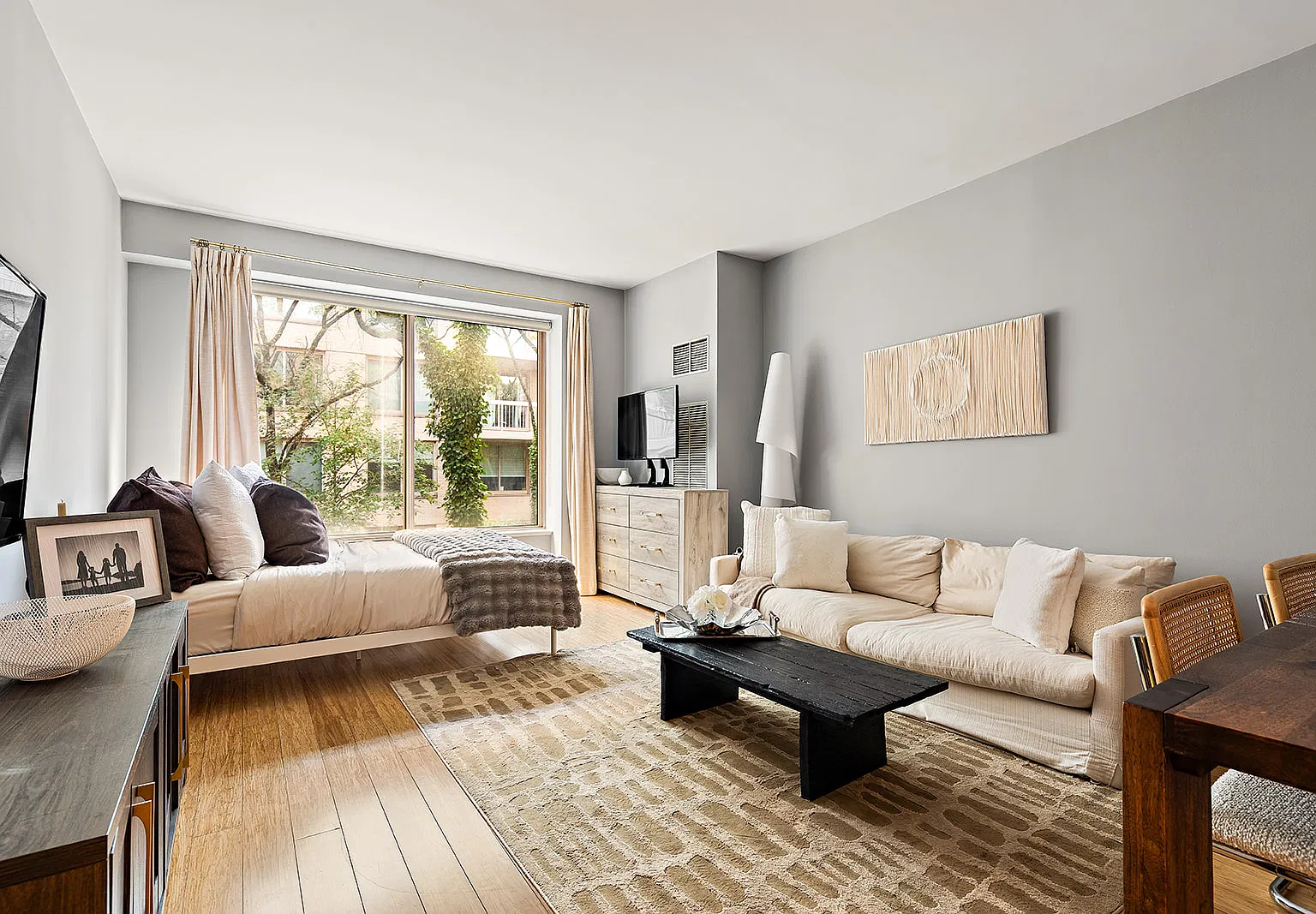 205 East 68th Street — Photo 1