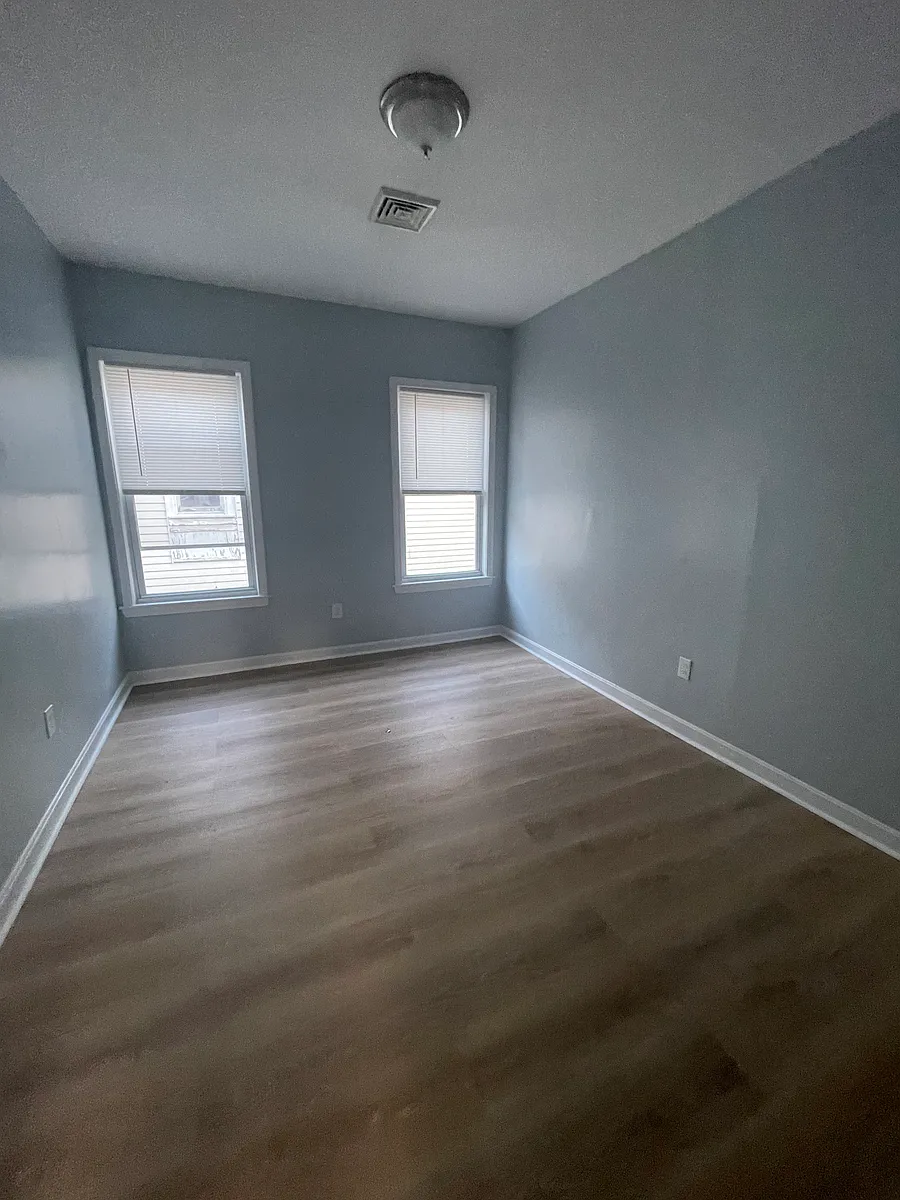 Building Photo - 9 Townsend St #3