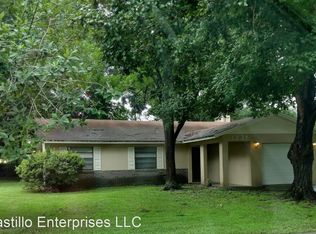 1229 SW 75th Dr, Gainesville, FL 32607