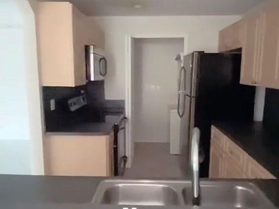 3rd image of 6520 NW 114th Ave APT 1601
