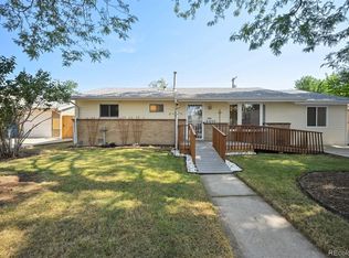 6905 W Calahan Ave, Lakewood, CO 80232