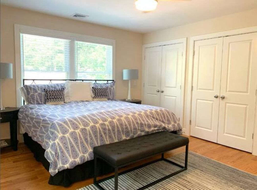  Guestroom 1 - King Bed or 2 Twin bed option