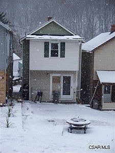 2nd image of 424 Terry St