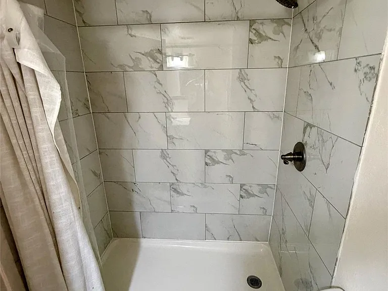 6910 Hart Ln #703 — Photo 15