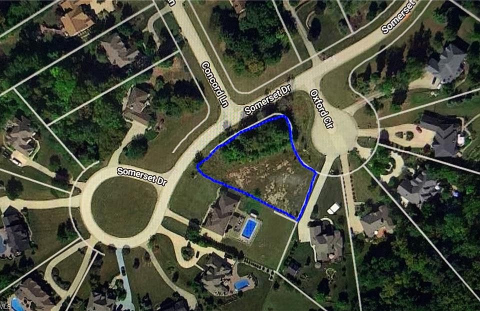 2nd image of 245 Somerset Dr Lot 98-000A