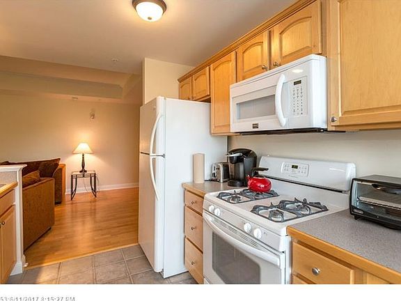 5th image of 7 Camperdown Elm Dr APT B7