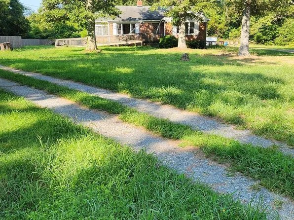 4499 Leonardtown Rd, Waldorf, MD 20601