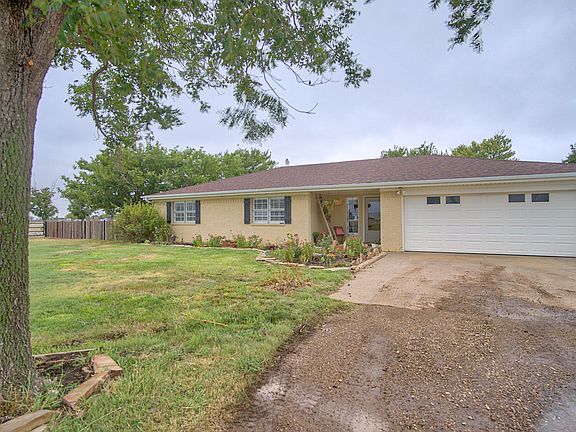 2nd image of 8200 Plantation Dr