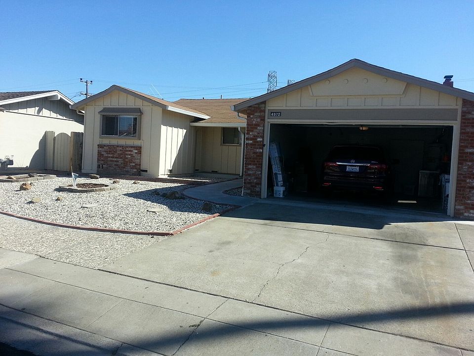 1st image of 4972 Yellowstone Park Dr