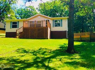 183 Woodland Rd, Montezuma, IA 50171