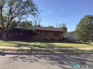 1009 S Baylor Ave, Roswell, NM 88203