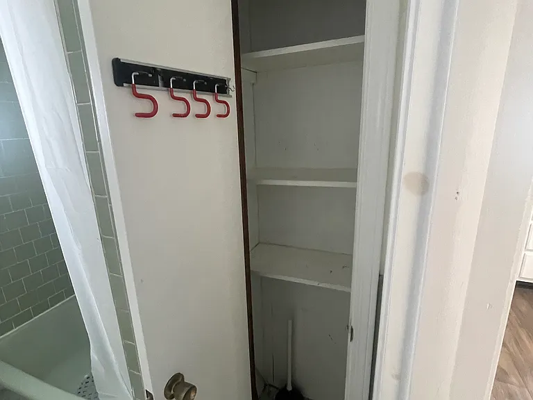 19 Chestnut St #1 — Photo 12