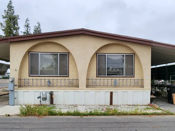 725 W Thornton Ave Spc 1, Hemet, CA 92543