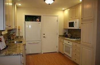2nd image of 60 Diane Ln