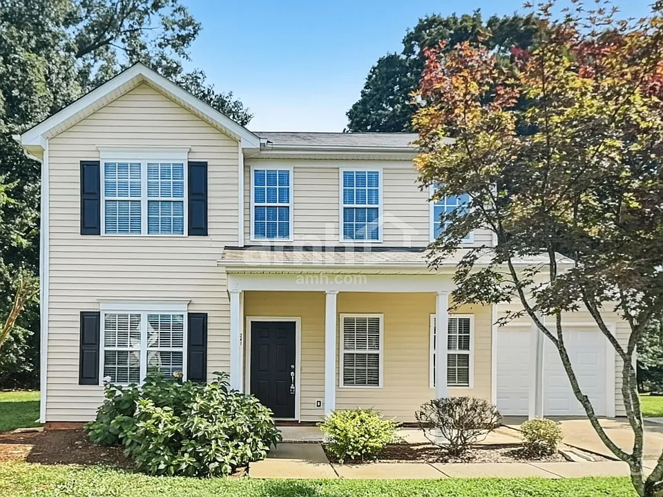 241 Brook Glen Dr
