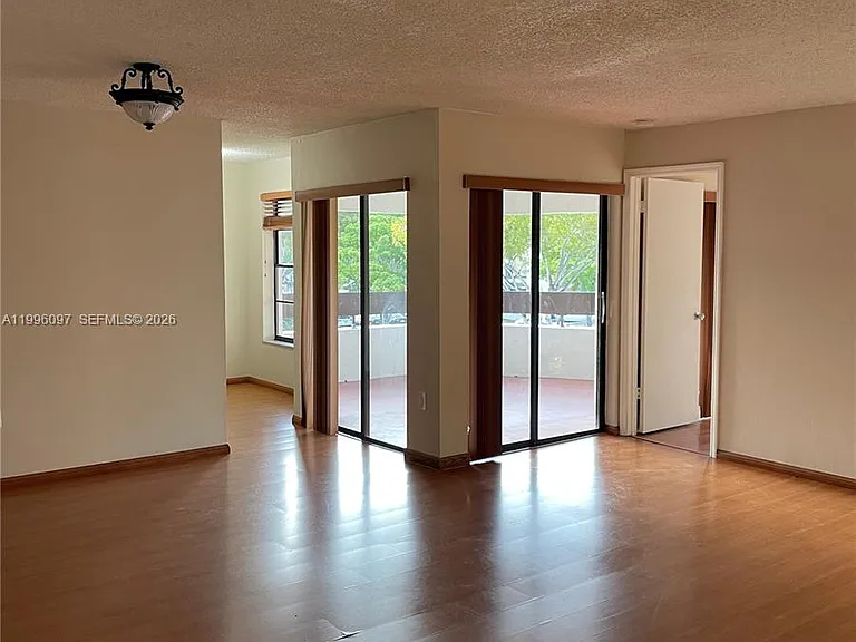 9140 SW 123rd Ct #309 — Photo 4