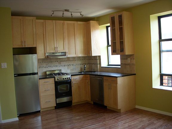 3rd image of 581 Academy St APT 1C