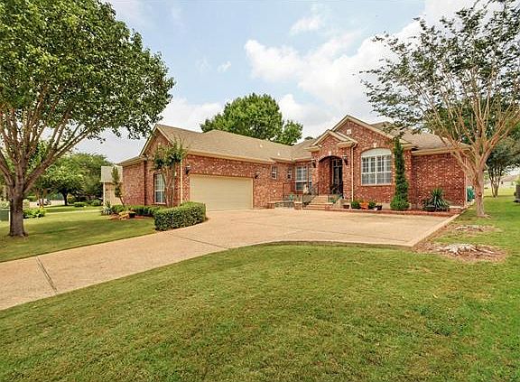 2nd image of 10805 River Plantation Dr