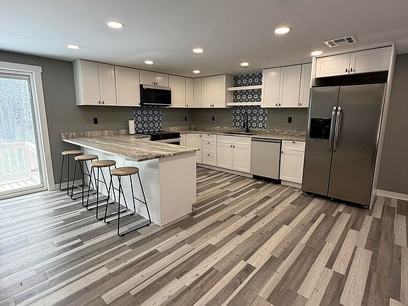 2nd image of 332 Carsley Road
