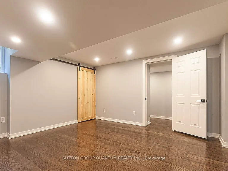 1599 Hallstone Rd — Photo 31