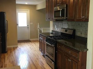 1430 Brenner Ave, Roseville, MN 55113