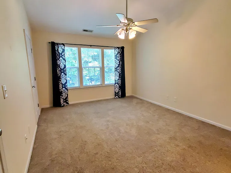 8206 City Loft Ct — Photo 18