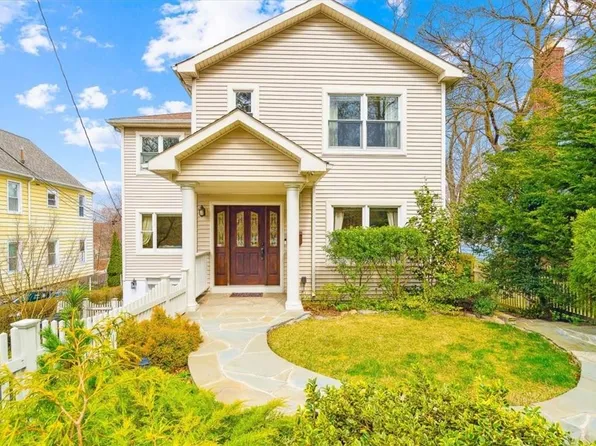 115 Washington Avenue, Hastings-on-Hudson, NY 10706