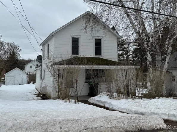 515 E Margaret St, Iron Mountain, MI 49801