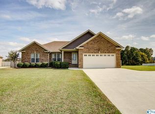 19576 Looney Rd, Athens, AL 35613