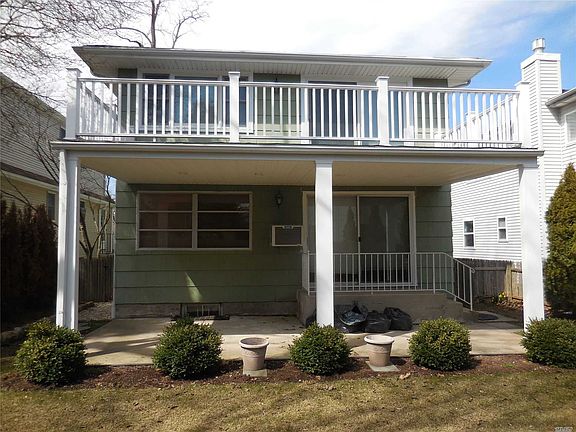2nd image of 20 Pequot Ave #A