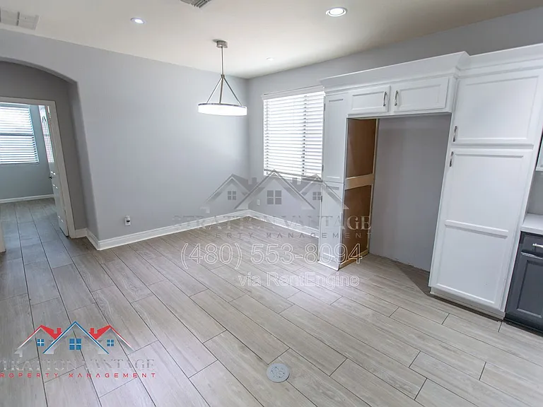 3068 E Ravenswood Dr — Photo 15