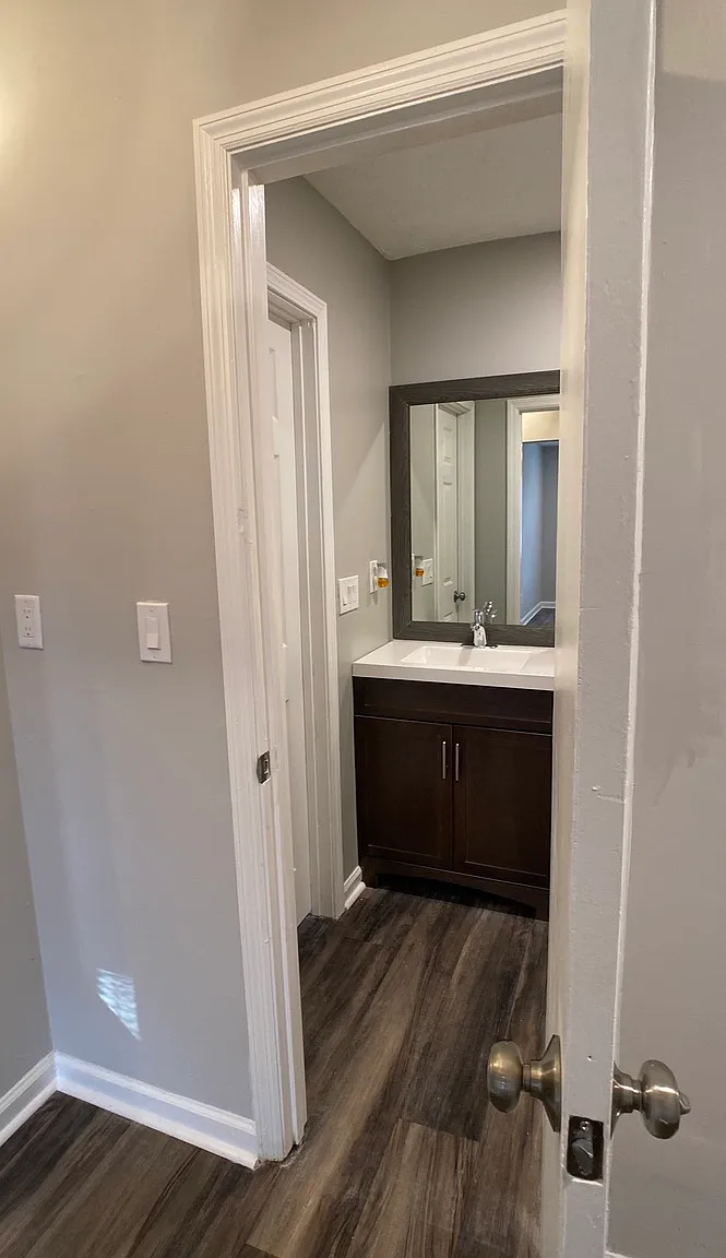 2 bed, 1.0 bath, 1200 sqft, $950 — Photo 4
