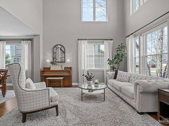 3rd image of 3019 Blanchard Ln