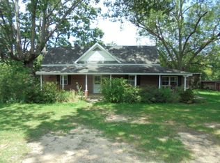 712 Crenshaw St, Pendleton, SC 29670