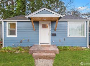 4110 W J Street, Bremerton, WA 98312