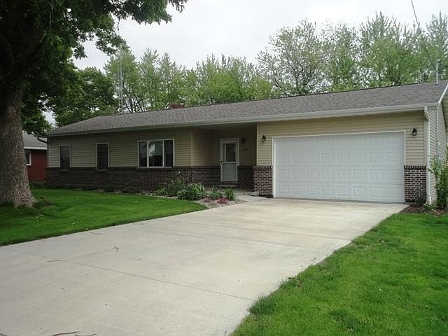 1st image of 1704 Kemble Dr