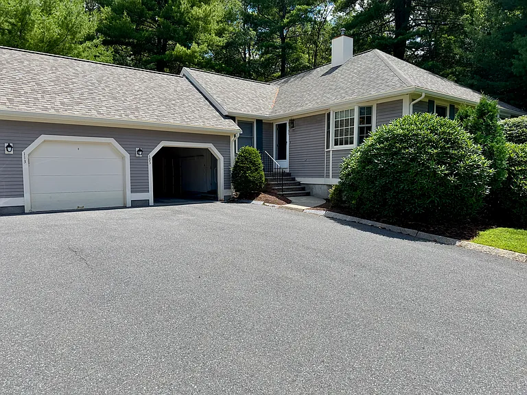 Exterior w/ Garage & Adjacent Parking (2 cars max)