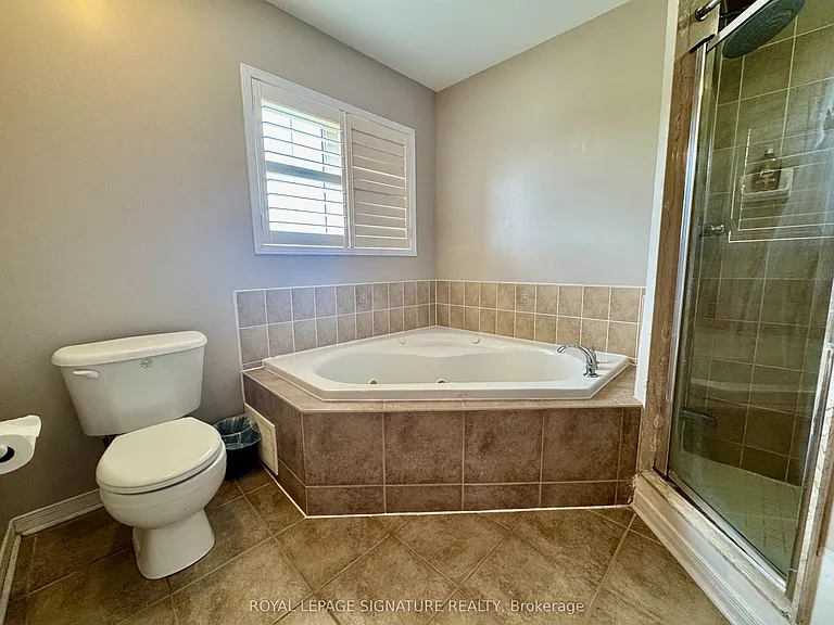 41 Yale Ln — Photo 13