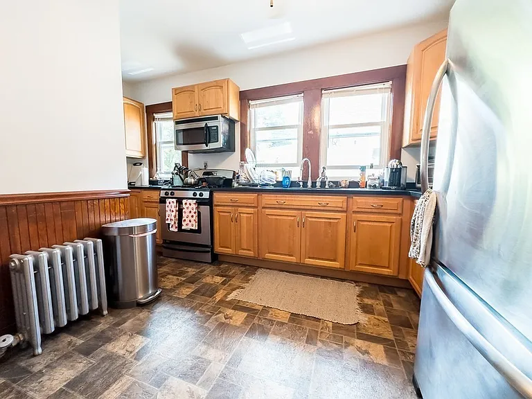 7 Bradford Ave #7 — Photo 12